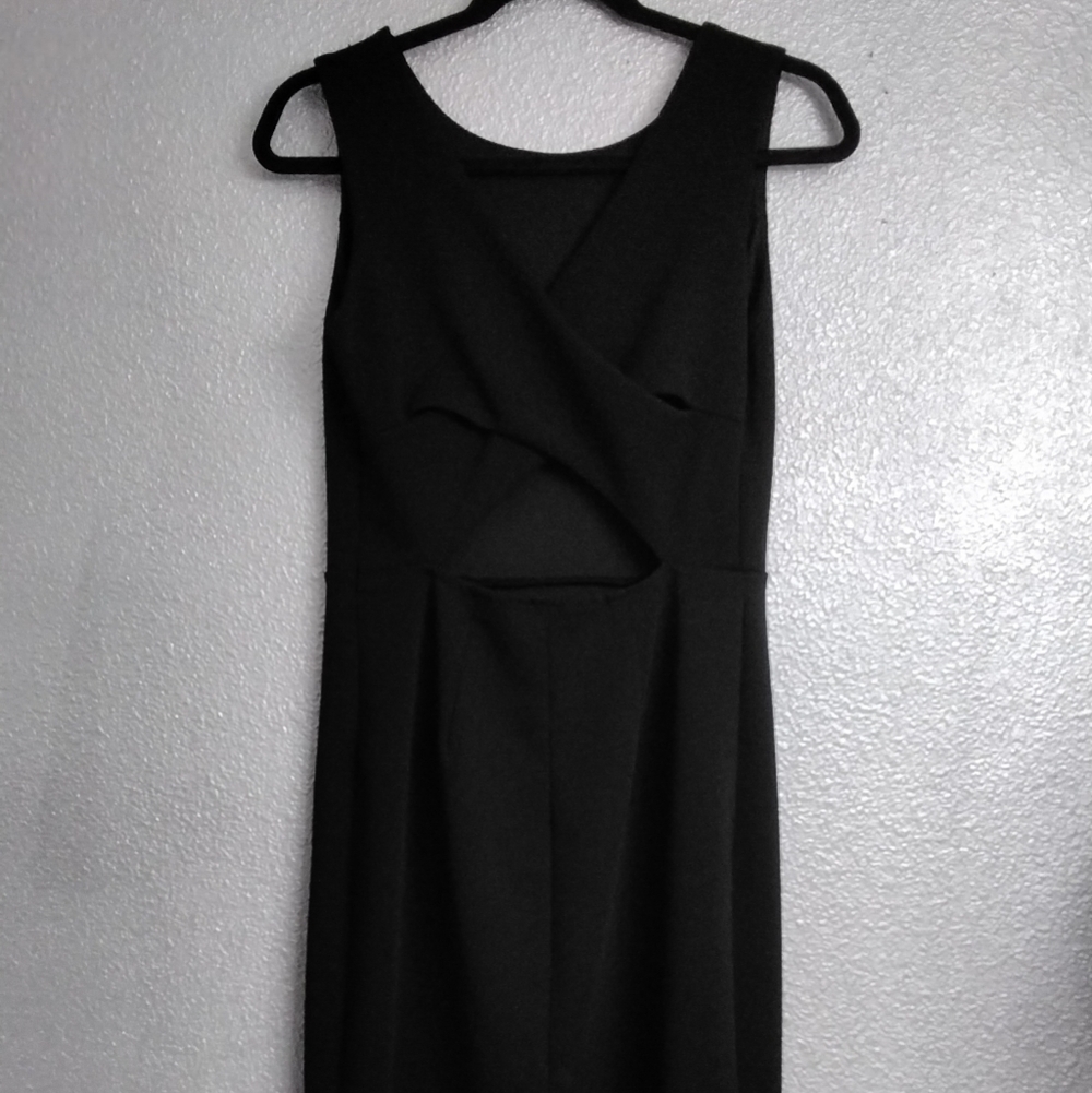 Betsey Johnson Black Crepe Dress With A Cut Out Back Size 4
